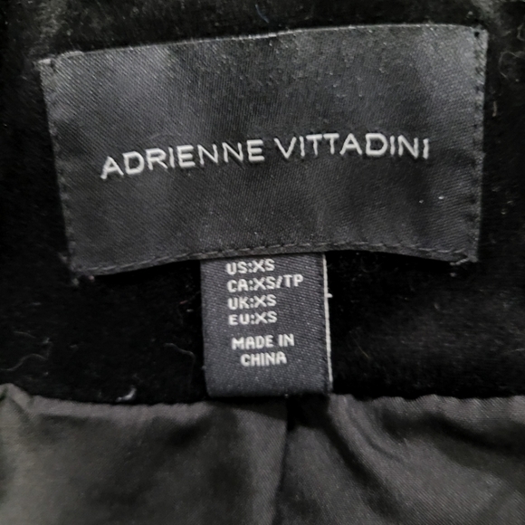 Adrienne Vittadini black velour velvet blazer with chunky gold buttons - Picture 3 of 9